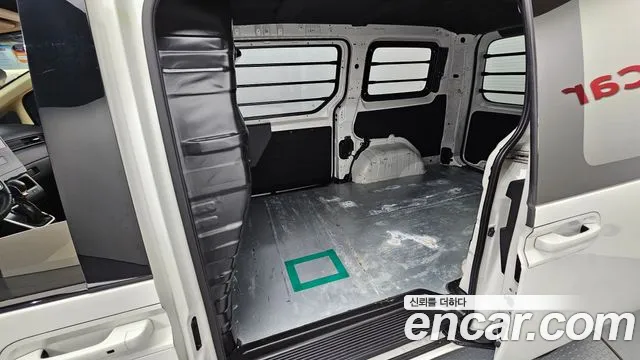 2025 Hyundai Staria Cargo 3-Seater Sold VIN KMFYDX71BSC202058 – photo 11