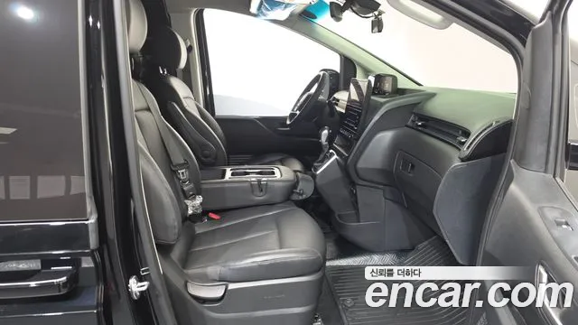 2025 Hyundai Staria Cargo 3-Seater Sold VIN KMFYDX71BSU222908 – trunk area