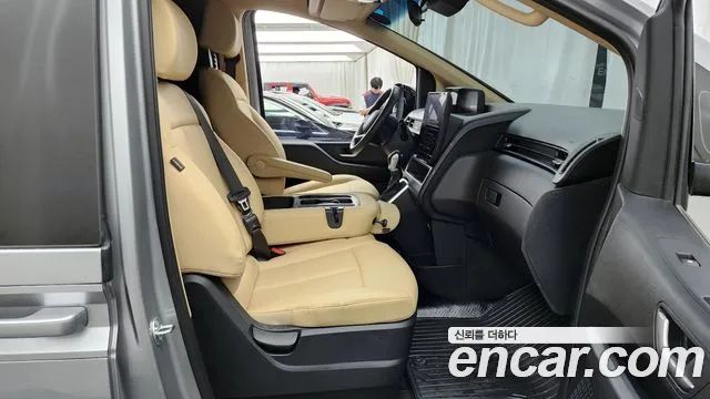 2025 Hyundai Staria Cargo 3-Seater Sold VIN KMFYDX71BSU230591 – undercarriage