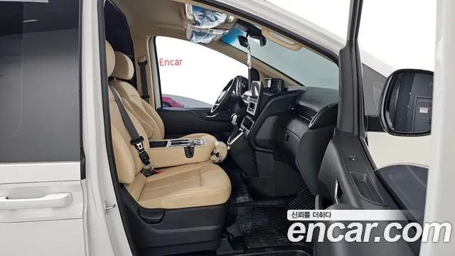 2025 Hyundai Staria Cargo 3-Seater Sold VIN KMFYDX71BSU230987 – front exterior 2025 Hyundai Staria Cargo 3-Seater Sold VIN KMFYDX71BSU230987 – front exterior