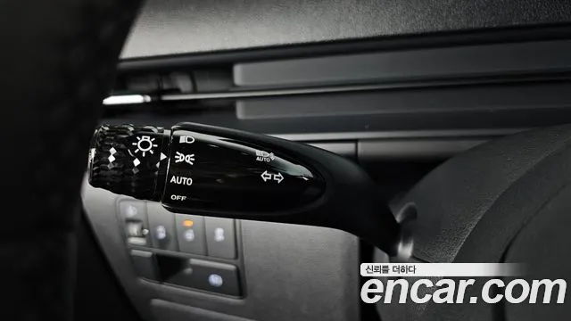 2025 Hyundai Staria Cargo 3-Seater Sold VIN KMFYDX71BSU230987 – interior seats 2025 Hyundai Staria Cargo 3-Seater Sold VIN KMFYDX71BSU230987 – interior seats
