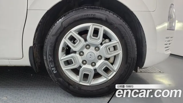 2024 Hyundai Staria L3.5 Cargo 3-Seater Sold VIN KMFYDX73BRU158526 – side profile