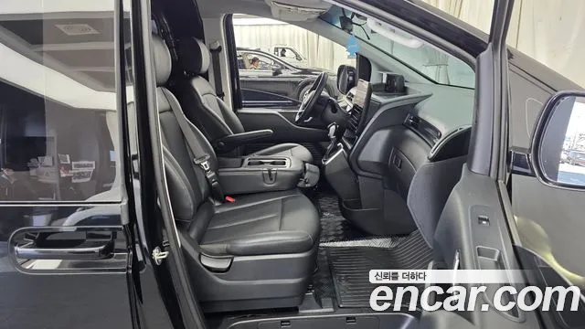 2024 Hyundai Staria L3.5 Cargo 3-Seater Sold VIN KMFYDX73BRU163908 – front exterior 2024 Hyundai Staria L3.5 Cargo 3-Seater Sold VIN KMFYDX73BRU163908 – front exterior