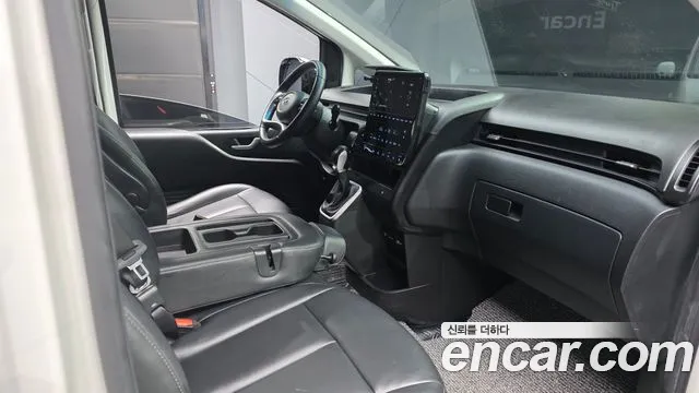2024 Hyundai Staria L3.5 Cargo 3-Seater Sold VIN KMFYDX73BRU177236 – dashboard