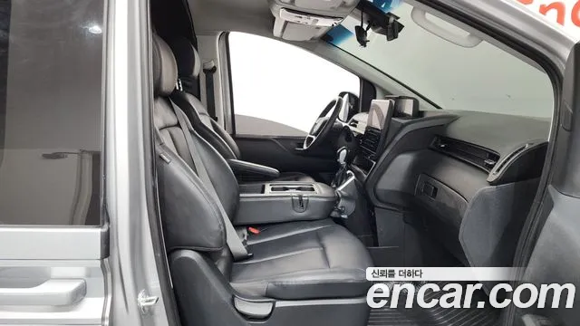 2025 Hyundai Staria L3.5 Cargo 3-Seater Sold VIN KMFYDX73BSU187484 – interior seats 2025 Hyundai Staria L3.5 Cargo 3-Seater Sold VIN KMFYDX73BSU187484 – interior seats