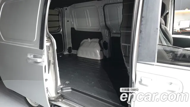 2022 Hyundai Staria Cargo 3-Seater Sold VIN KMFYFX71BNU005950 – rear exterior 2022 Hyundai Staria Cargo 3-Seater Sold VIN KMFYFX71BNU005950 – rear exterior