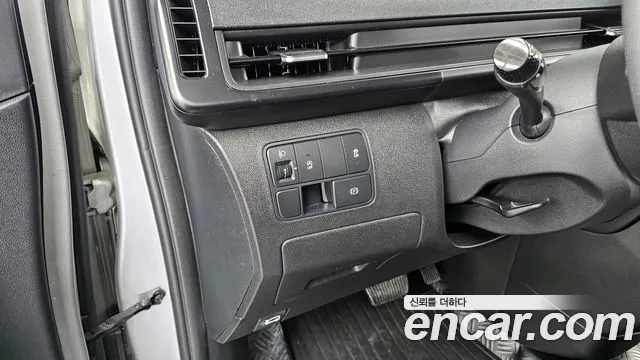 2022 Hyundai Staria Cargo 3-Seater Sold VIN KMFYFX71BNU009060 – front exterior 2022 Hyundai Staria Cargo 3-Seater Sold VIN KMFYFX71BNU009060 – front exterior