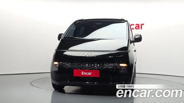 2022 Hyundai Staria Cargo 5-Seater Sold VIN KMFYGX71BNU065532 – exterior detail