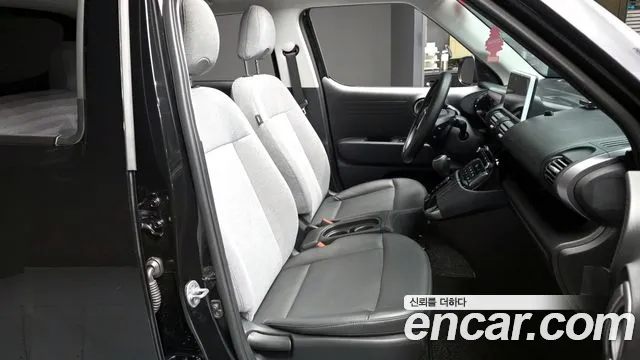 2025 Hyundai The New Casper Smart Sold VIN KMHB1518BSW139633 – rear exterior 2025 Hyundai The New Casper Smart Sold VIN KMHB1518BSW139633 – rear exterior
