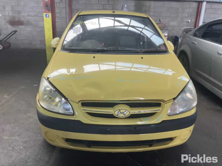2007 Hyundai Getz Damaged VIN KMHBT51BR7U650401 – photo 18