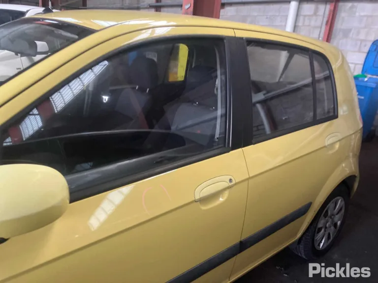 2007 Hyundai Getz Damaged VIN KMHBT51BR7U650401 – photo 19