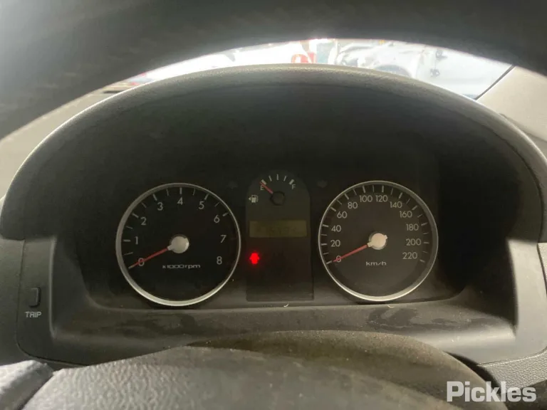 2007 Hyundai Getz Damaged VIN KMHBT51BR7U650401 – photo 25