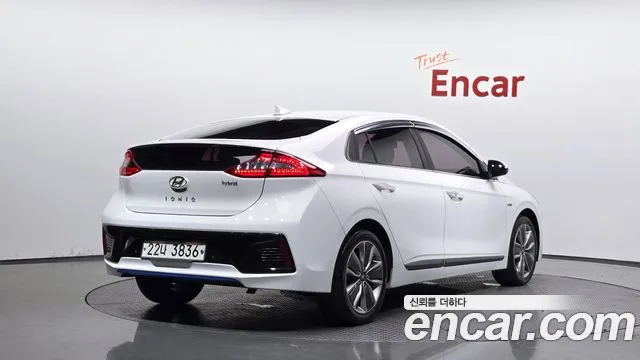 2019 Hyundai Ioniq Hybrid Q Sold VIN KMHC051CGKU100799 – front exterior 2019 Hyundai Ioniq Hybrid Q Sold VIN KMHC051CGKU100799 – front exterior