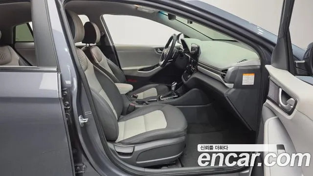 2020 Hyundai The New Ioniq Hybrid 1.6 HEV Sold VIN KMHC051CGLU208277 – photo 17