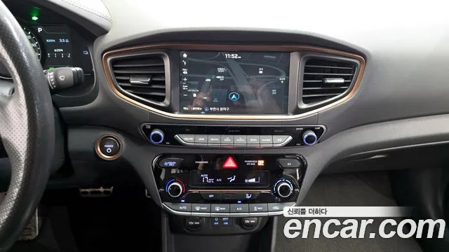 2018 Hyundai Ioniq Electric Q Sold VIN KMHC051HFJU016154 – exterior detail
