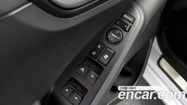 2018 Hyundai Ioniq Electric Q Sold VIN KMHC051HFJU016154 – photo 25