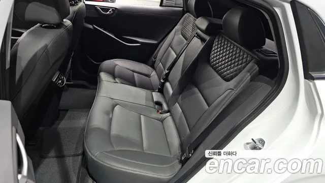 2018 Hyundai Ioniq Electric Q Sold VIN KMHC051HFJU023959 – trunk area
