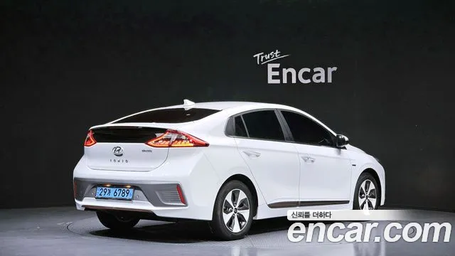 2018 Hyundai Ioniq Electric Q Sold VIN KMHC051HFJU023959 – photo 11