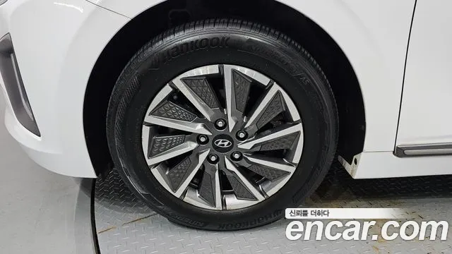 2020 Hyundai The New Ioniq Electric Q Sold VIN KMHC051JFLU065792 – photo 12 2020 Hyundai The New Ioniq Electric Q Sold VIN KMHC051JFLU065792 – photo 12