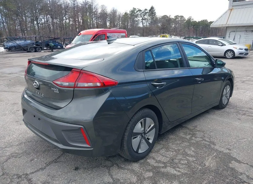 2020 HYUNDAI Ioniq Used VIN KMHC65LC0LU220195 – photo 19
