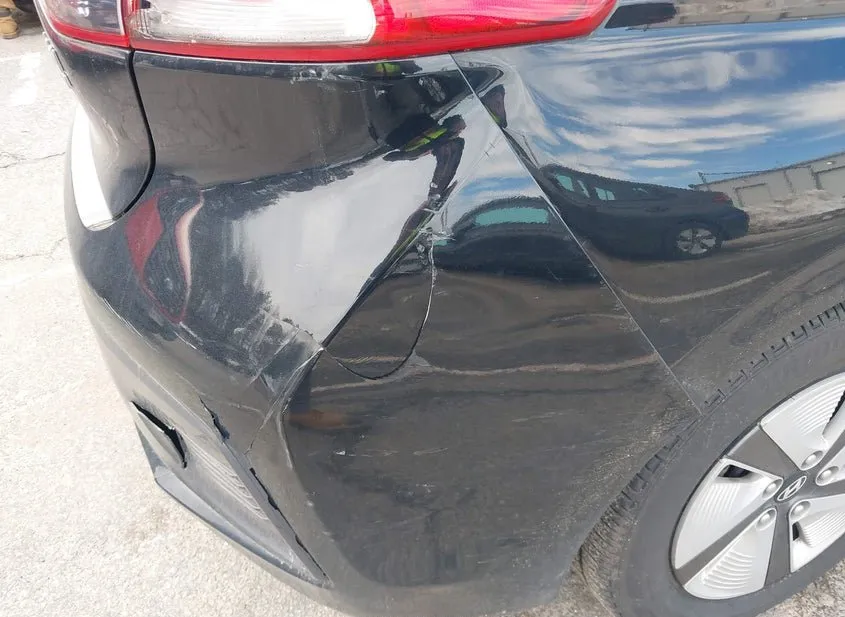 2020 HYUNDAI Ioniq Used VIN KMHC65LC3LU220160 – photo 18