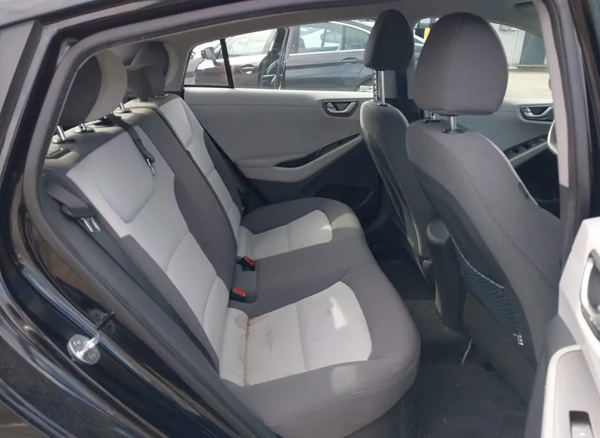 2020 HYUNDAI Ioniq Used VIN KMHC65LC3LU220160 – photo 23
