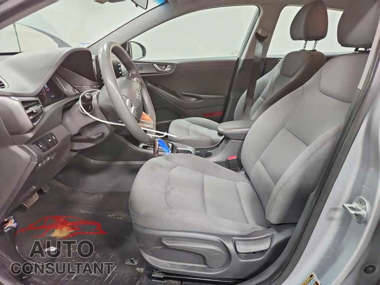 2021 HYUNDAI IONIQ Used VIN KMHC65LCXMU257739 – exterior detail