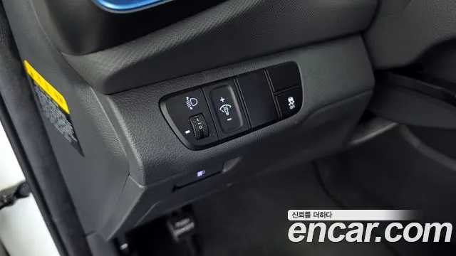 2017 Hyundai Ioniq Hybrid N Sold VIN KMHC851CGHU006817 – photo 14