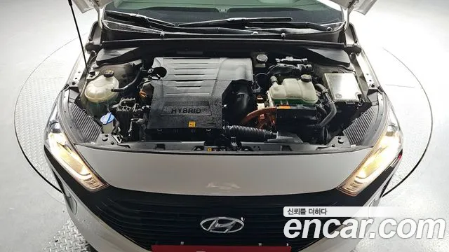 2017 Hyundai Ioniq Hybrid N Sold VIN KMHC851CGHU029484 – front exterior
