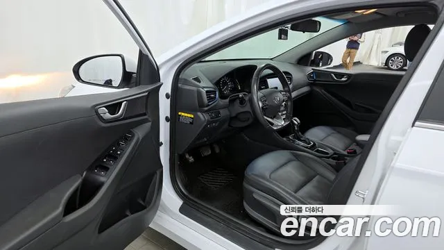 2018 Hyundai Ioniq Hybrid N Sold VIN KMHC851CGJU073603 – photo 20