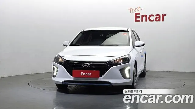 2019 Hyundai Ioniq Hybrid N Sold VIN KMHC851CGKU141093 – engine bay