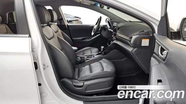 2020 Hyundai The New Ioniq Hybrid 1.6 HEV Sold VIN KMHC851CGLU181674 – photo 16