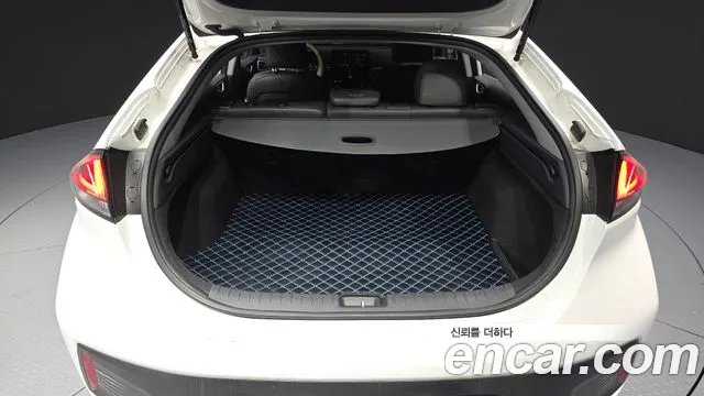 2020 Hyundai The New Ioniq Electric N Sold VIN KMHC851JFLU066865 – front exterior