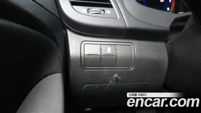 2018 Hyundai Accent (New Model) 1.4 VVT Value Plus Sold VIN KMHCS41BEJU361964 – interior seats 2018 Hyundai Accent (New Model) 1.4 VVT Value Plus Sold VIN KMHCS41BEJU361964 – interior seats