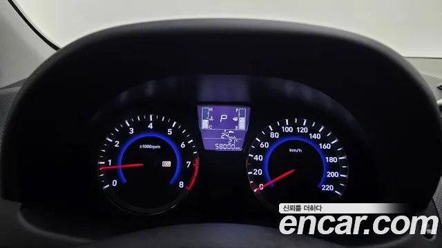 2018 Hyundai Accent (New Model) 1.4 VVT Value Plus Sold VIN KMHCS41BEJU369352 – interior seats 2018 Hyundai Accent (New Model) 1.4 VVT Value Plus Sold VIN KMHCS41BEJU369352 – interior seats