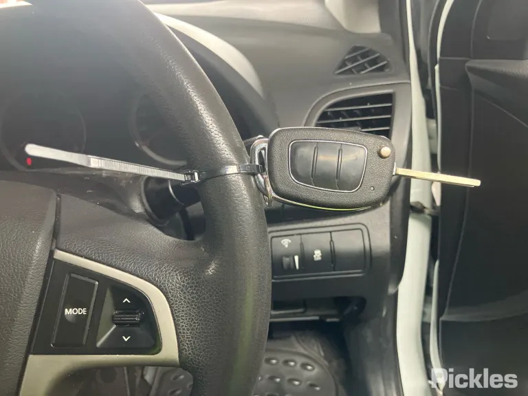 2016 Hyundai Accent Damaged VIN KMHCT51BLGU292574 – photo 24