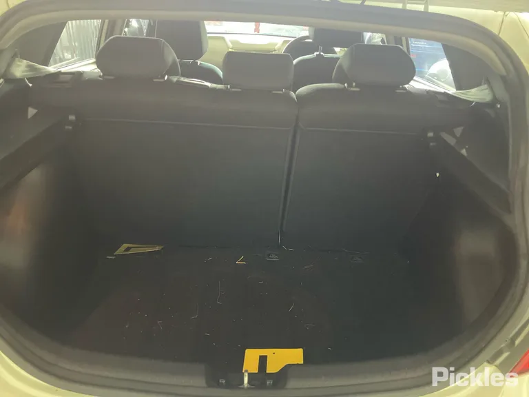2015 Hyundai Accent Used VIN KMHCT51BTGU252482 – exterior detail