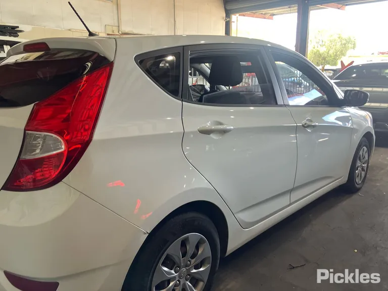 2015 Hyundai Accent Used VIN KMHCT51BTGU252482 – photo 21