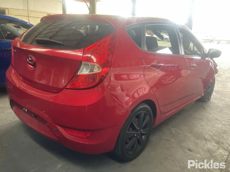 2016 Hyundai Accent Damaged VIN KMHCT51BTGU267342 – photo 19