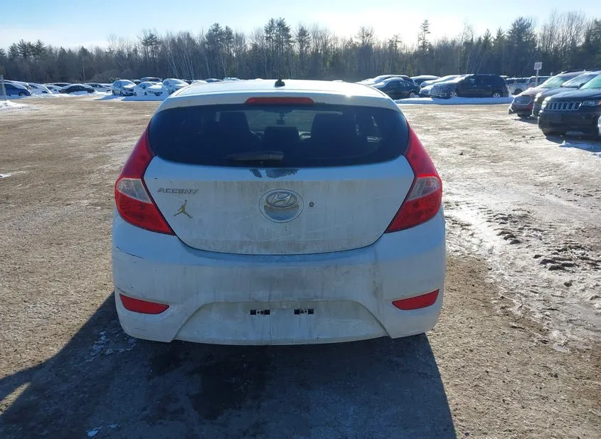 2013 HYUNDAI Accent Used VIN KMHCT5AE2DU116029 – interior seats