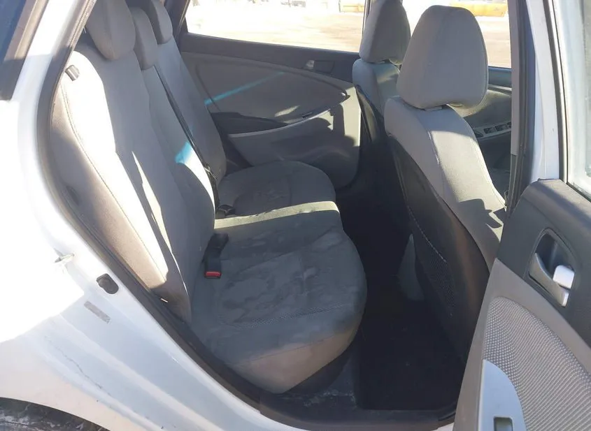 2013 HYUNDAI Accent Used VIN KMHCT5AE2DU116029 – trunk area