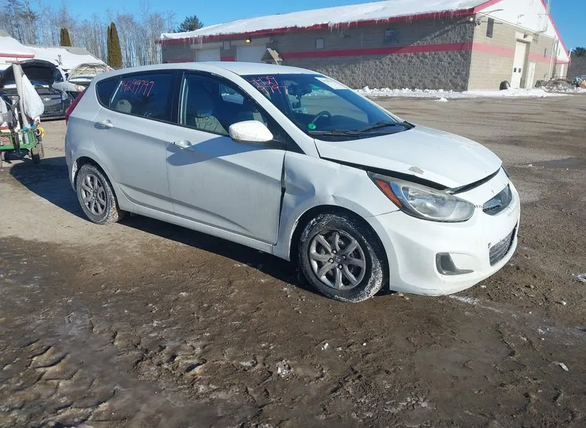 2013 HYUNDAI Accent Used VIN KMHCT5AE2DU116029 – photo 13