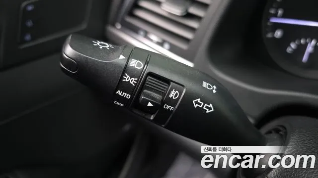 2018 Hyundai Avante Ad 1.6 Gdi Premium Sold VIN KMHD041DBJU752896 – front exterior
