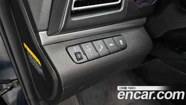 2019 Hyundai The New Avante AD 1.6 Sold VIN KMHD041EEKU920826 – trunk area