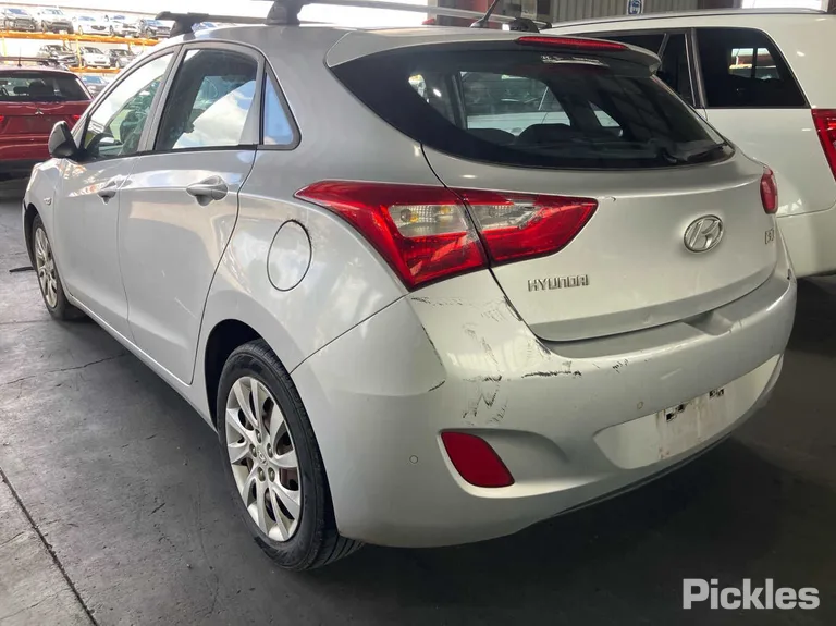 2013 Hyundai i30 Used VIN KMHD251EMDU121902 – photo 14