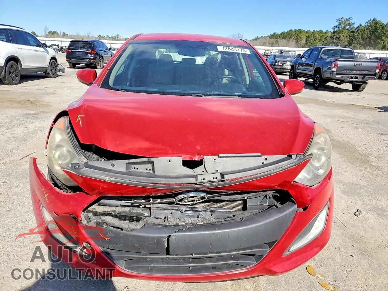 2013 HYUNDAI ELANTRA Damaged VIN KMHD35LE5DU084324 – interior seats