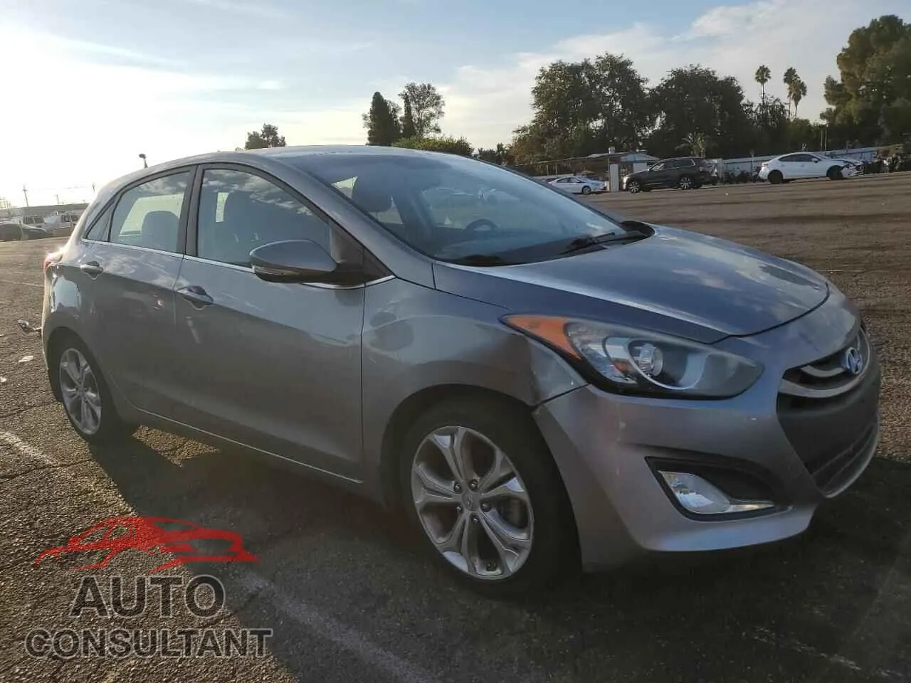 2013 HYUNDAI ELANTRA Damaged VIN KMHD35LE7DU105318 – dashboard