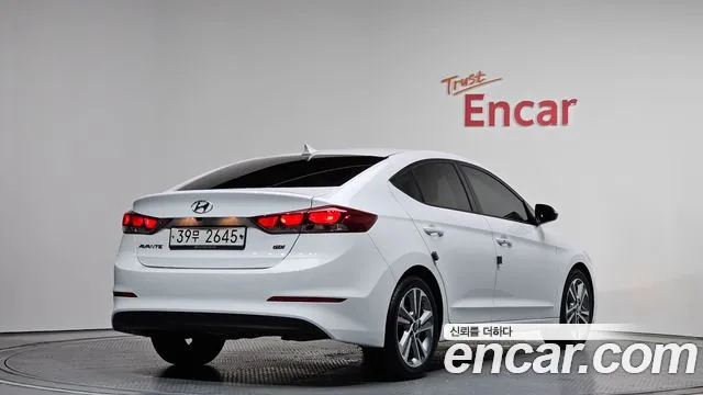 2017 Hyundai Avante Ad 1.6 Gdi Value Plus Sold VIN KMHD641DBHU378020 – front exterior