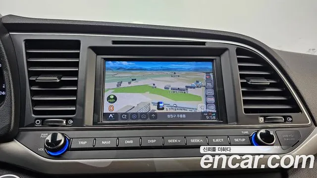 2017 Hyundai Avante AD 1.6 GDI Value Plus Sold VIN KMHD641DBHU393151 – exterior detail