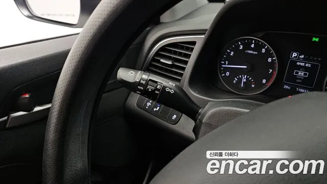 2018 Hyundai Avante AD 1.6 GDI Value Plus Sold VIN KMHD641DBJU424275 – photo 12